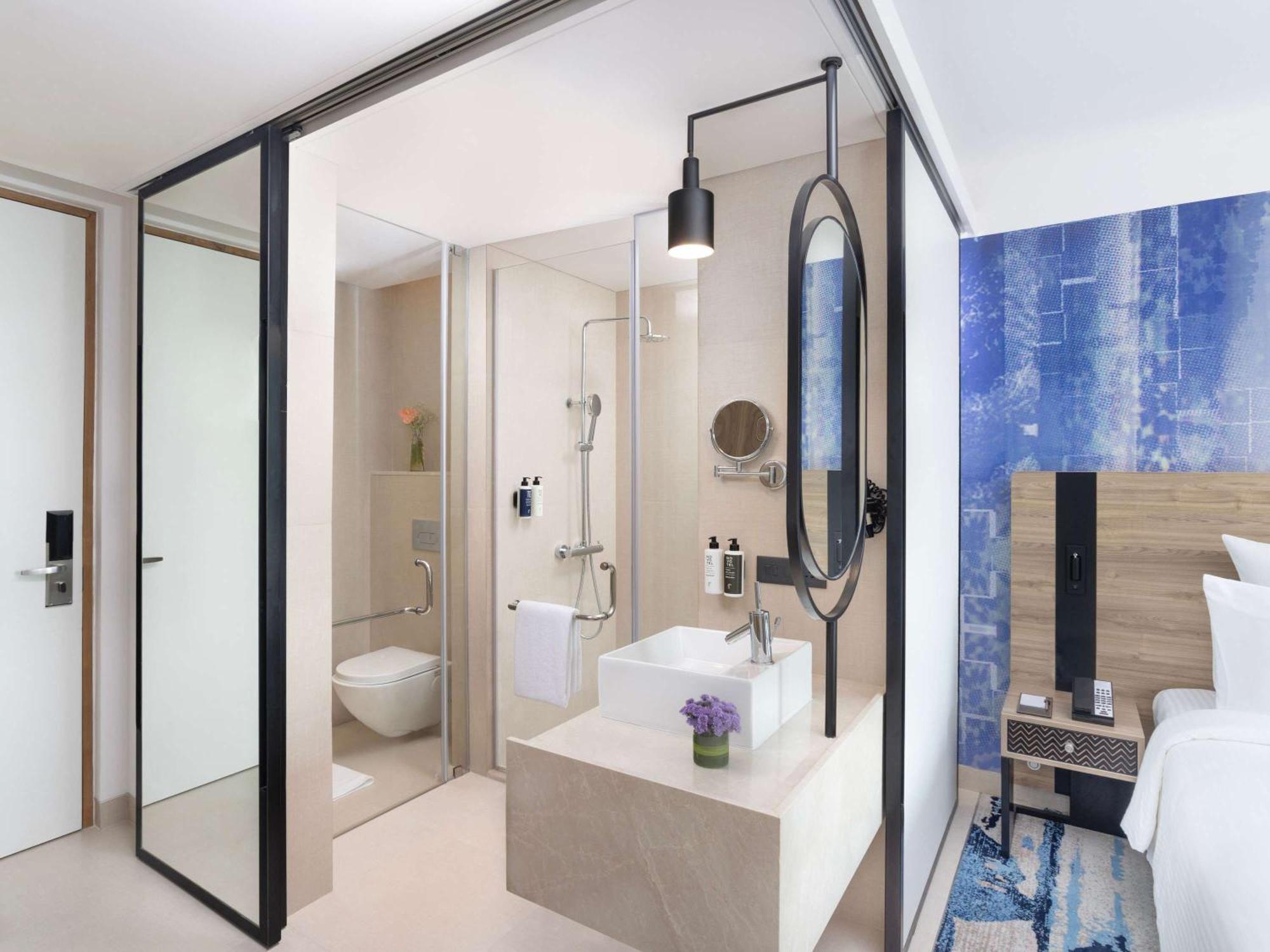 Novotel New Delhi City Centre 외부 사진